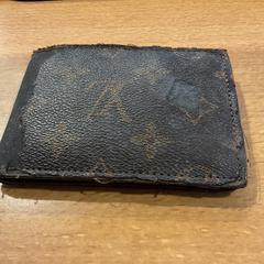 Wallet Mourik, as reported by Gemeente Amsterdam using iLost