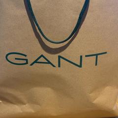 Purchase gant gant, a été signalé par Designer Outlet Roermond utilisant iLost