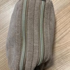 School etui, come riportato da Pathé Zwolle utilizzando iLost