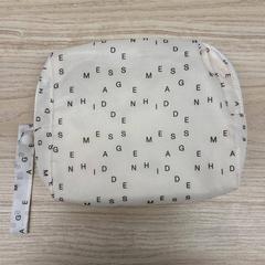 ポーチ がiLostで IKEA前橋 によって報告されました