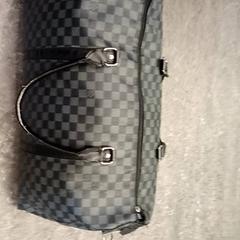 Borsa, come riportato da Qbuzz GD Groningen HS utilizzando iLost