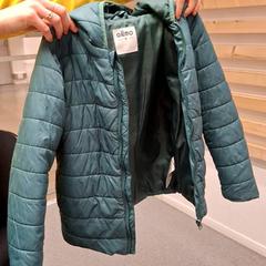 Täcka Vert, rapporterat av IKEA Montpellier med iLost