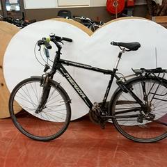 İLost kullanarak Fietsdepot Hasselt tarafından bildirildiği gibi Bisiklet Merida Zwarte stadsfiets