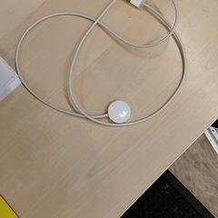 Oplader Blanc, zoals gemeld door IKEA Toulon met iLost