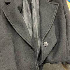 ジャケット がiLostで Sheraton Brussels Airport Hotel によって報告されました