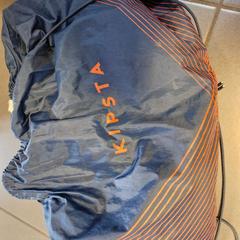 Mochila KIPSTA, segundo informou Regio Oost-Vlaanderen usando iLost