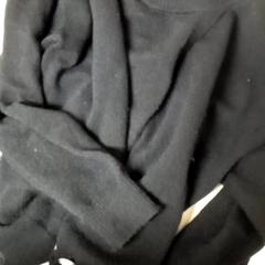 Sweather Black, amint azt Mövenpick Hotel Amsterdam City Centre az iLost segítségével jelentette.