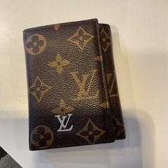 Peněženka Allen, Isle of Man. Ierland, jak nahlášeno Gemeente Amsterdam pomocí iLost