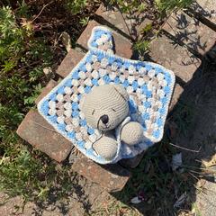 Knuffel/beertje aan doekje, som rapportert til iLost