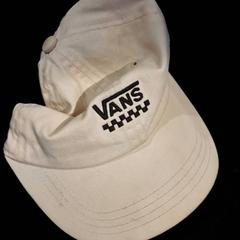 Kšiltovka, jak nahlášeno TivoliVredenburg pomocí iLost