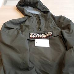 Kleding Jas, rapporterat av Centraal magazijn med iLost