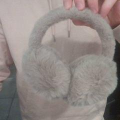 Belarri-mufak, gisa salatu by MEININGER Hotel Vienna Downtown Franz iLost erabiliz