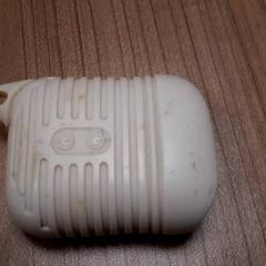 Custodia per cuffie, come riportato da Connexxion Haarlem AML utilizzando iLost