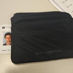 Portemonee met rijbewijs がiLostで Vrije Universiteit Amsterdam によって報告されました