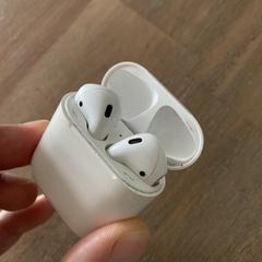 Apple AirPods 2, segons s'ha informat a iLost