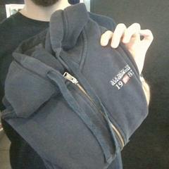 Zip up hoodie, as reported by MEININGER Hotel Vienna Downtown Franz using iLost