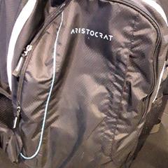 Hátizsák, amint azt EBS Tramplein az iLost segítségével jelentette.