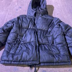 Kurtka, zgłoszono przez De Heeren van Aemstel przy użyciu iLost