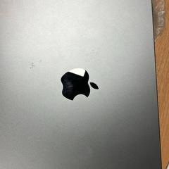 Bärbar dator Apple appel, rapporterat av Sheraton Brussels Airport Hotel med iLost
