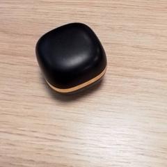 Caixa para auriculares Zwart, como reportado por Qbuzz Fryslân utilizando o iLost