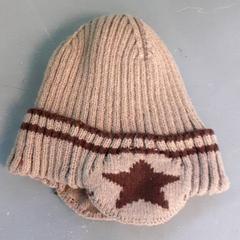 Bonnet, a été signalé par Diergaarde Blijdorp utilisant iLost