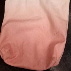 Ügy Incl. medicatie, amint azt Rotterdam The Hague Airport az iLost segítségével jelentette.