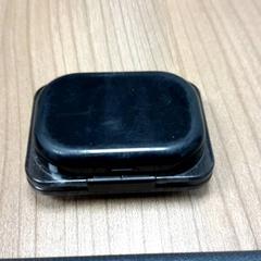 Puzdro na slúchadlá, ako bolo nahlásené Connexxion Haarlem AML pomocou iLost