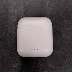 Airpods fodral, rapporterat av Arriva Limburg Zuid med iLost