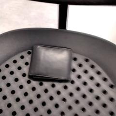 지갑 Attal khan, iLost를 사용하여 Arriva Infoshop Enschede에 보고됨