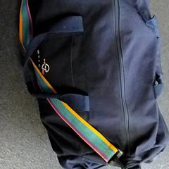 Bag - sportzak - blauw, som rapportert av Regio Antwerpen - Brussel ved bruk av iLost