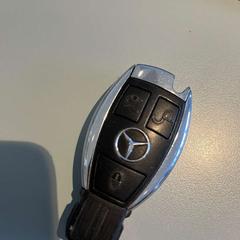 Chave de carro Mercedes (geen kenteken), como reportado por Gemeente Twenterand utilizando o iLost