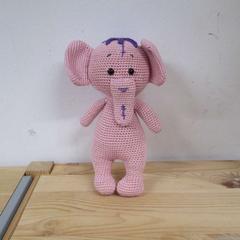 Speelgoed Olifant Knuffel Roze, zoals gemeld door IKEA Heerlen met iLost