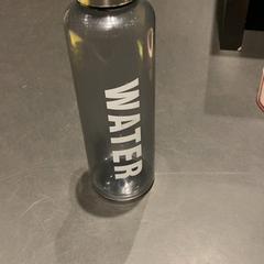 Bottle, as reported by Universiteit Gent - Faculteitsbibliotheek LW using iLost