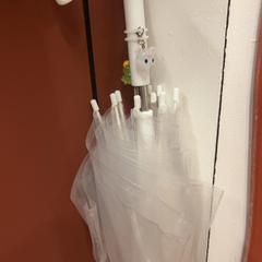 Paraguas 透明, ha sido reportado por IKEA福岡新宮 con iLost