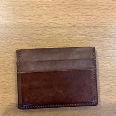 Billetera Mccarry ben f, ha sido reportado por Gemeente Amsterdam con iLost