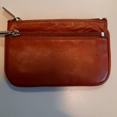 Portfel, zgłoszono przez Connexxion Zeeuws-Vlaanderen przy użyciu iLost