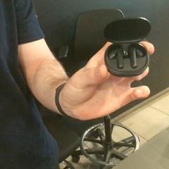 Earpods redmi, segons ha informat MEININGER Hotel Vienna Downtown Franz mitjançant iLost