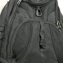 Sac à dos GEOGRES M., a été signalé par Centraal magazijn utilisant iLost