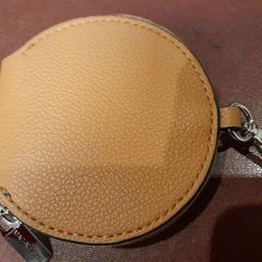 İLost kullanarak TCL tarafından bildirildiği gibi Cüzdan marron