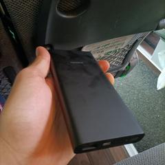 Gray powerbank, come riportato a iLost