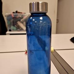 Dricksflaska, rapporterat av Vrije Universiteit Amsterdam med iLost