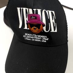 İLost kullanarak Centraal magazijn tarafından bildirildiği gibi Pet zwart