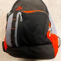 Ryggsäck, rapporterat av Regio Oost-Vlaanderen med iLost