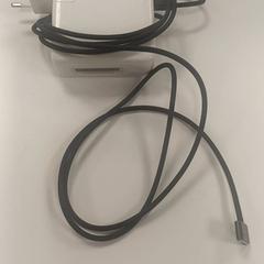 Mac oplader, a été signalé par HvA Amstelcampus utilisant iLost