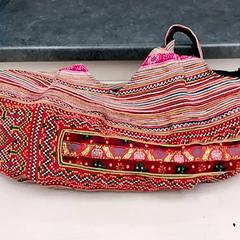 Táska Bont geborduurd, amint azt Arriva Limburg Zuid az iLost segítségével jelentette.