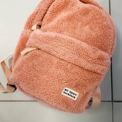 Mochila Oudroze, como reportado por Regio West-Vlaanderen utilizando o iLost