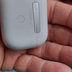 AirPod, jak bylo nahlášeno na iLost