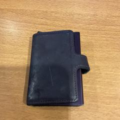 Pasjeshouder op naam van Taskiran, como reportado por Gemeente Amsterdam utilizando o iLost