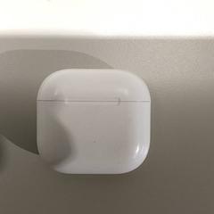 Électronique - Airpods, a été signalé par Centraal magazijn utilisant iLost
