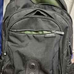 Zwarte rugzak an iLost gemeldet